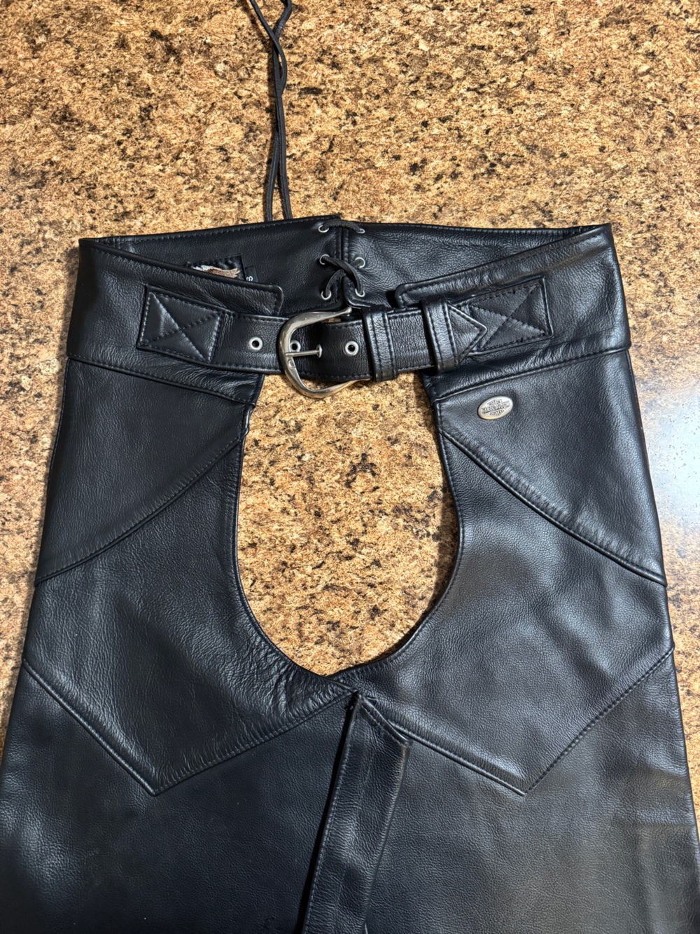 Harley-Davidson Black Leather chaps (Repair-Sewing required) - Picture 2 of 9